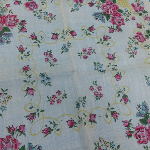 Vintage Handkerchief Floral Roses Scalloped Pink Yellow Hankie - Picture 5 of 5